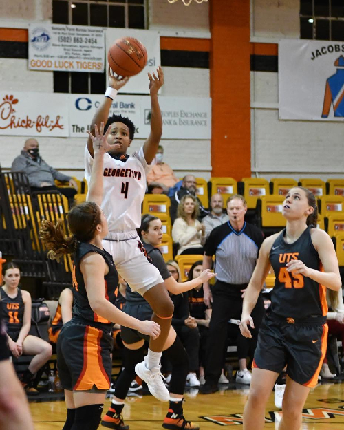 Tigers Narrowly Miss Upsetting No. 2 Thomas More in OT