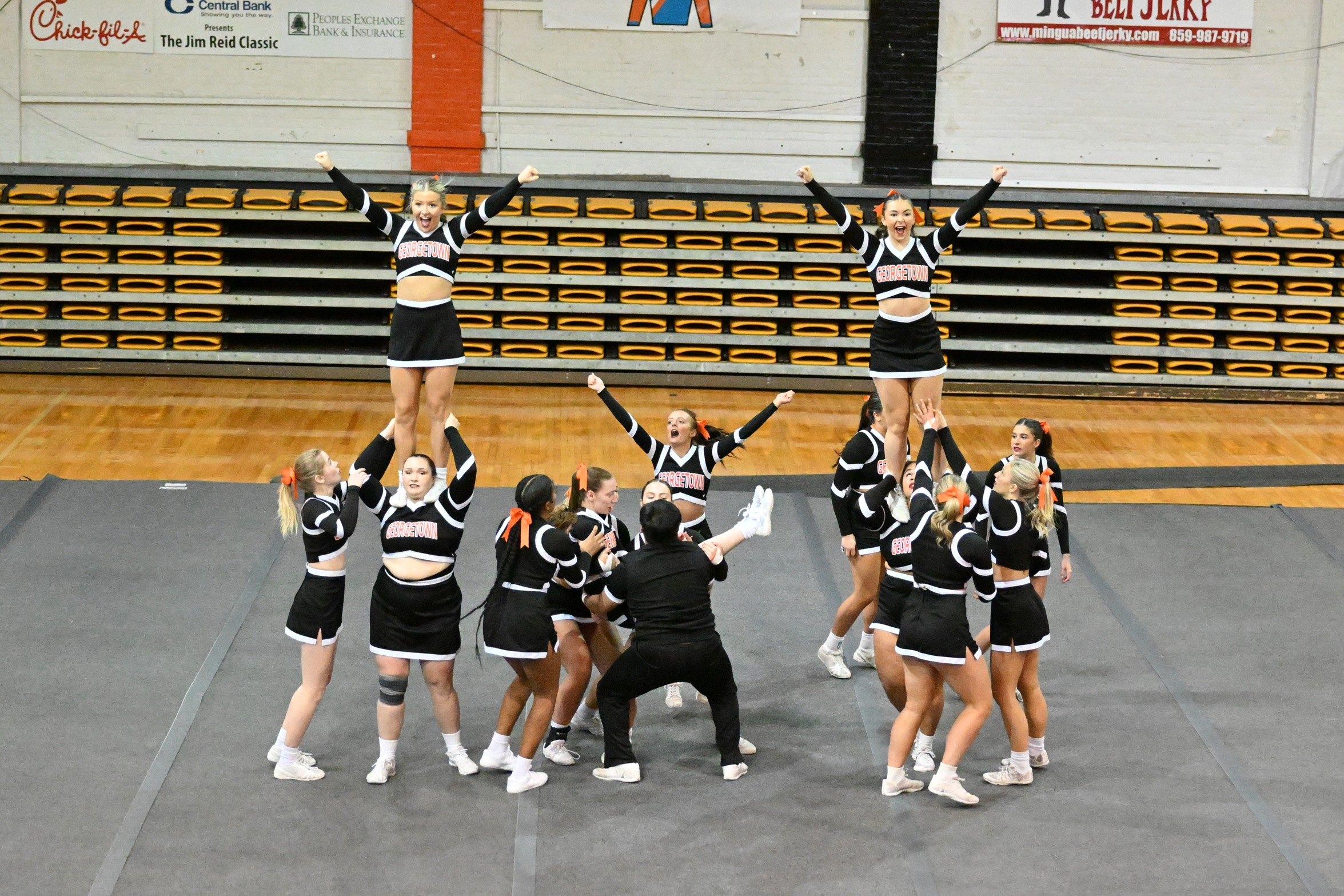 Cheer finishes 10th at Nationals