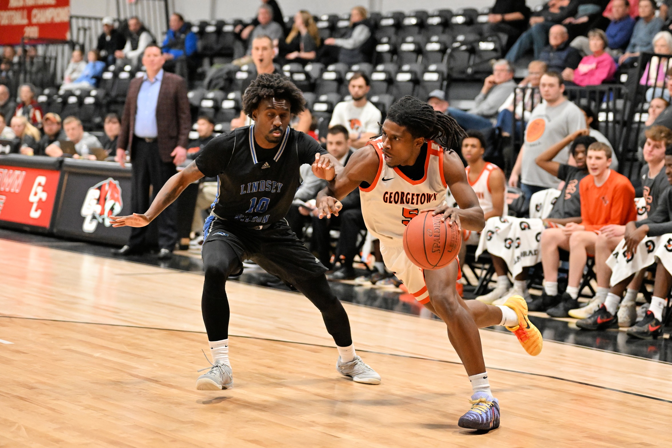 Lewis Snags Mid-South Conference Player of the Week