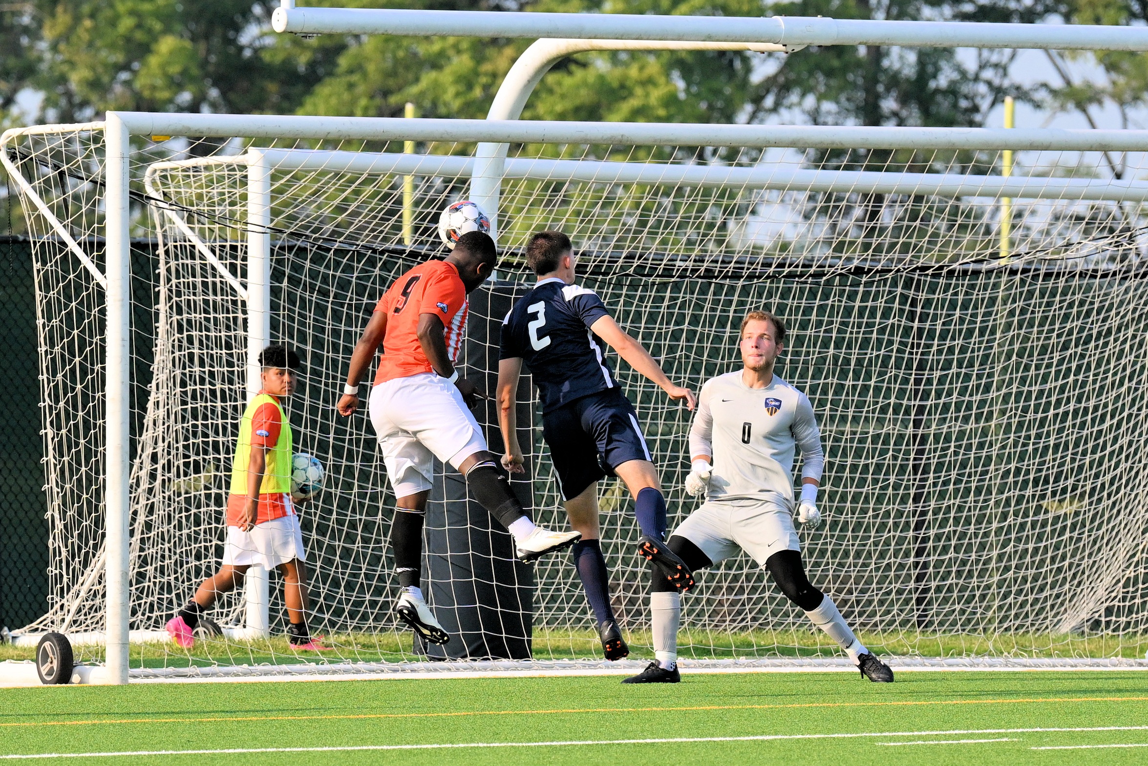 Mena, Cardona lead Tigers past Toppers