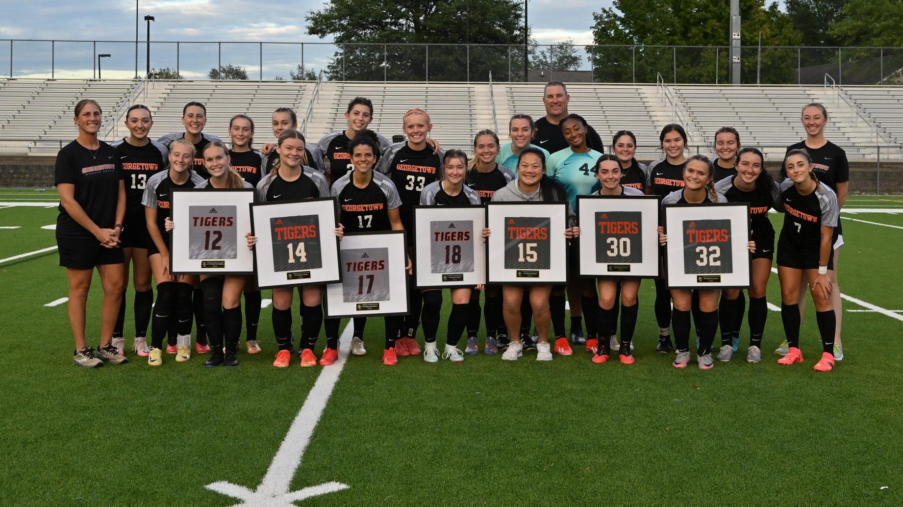Tigers take down Brescia on Senior Night