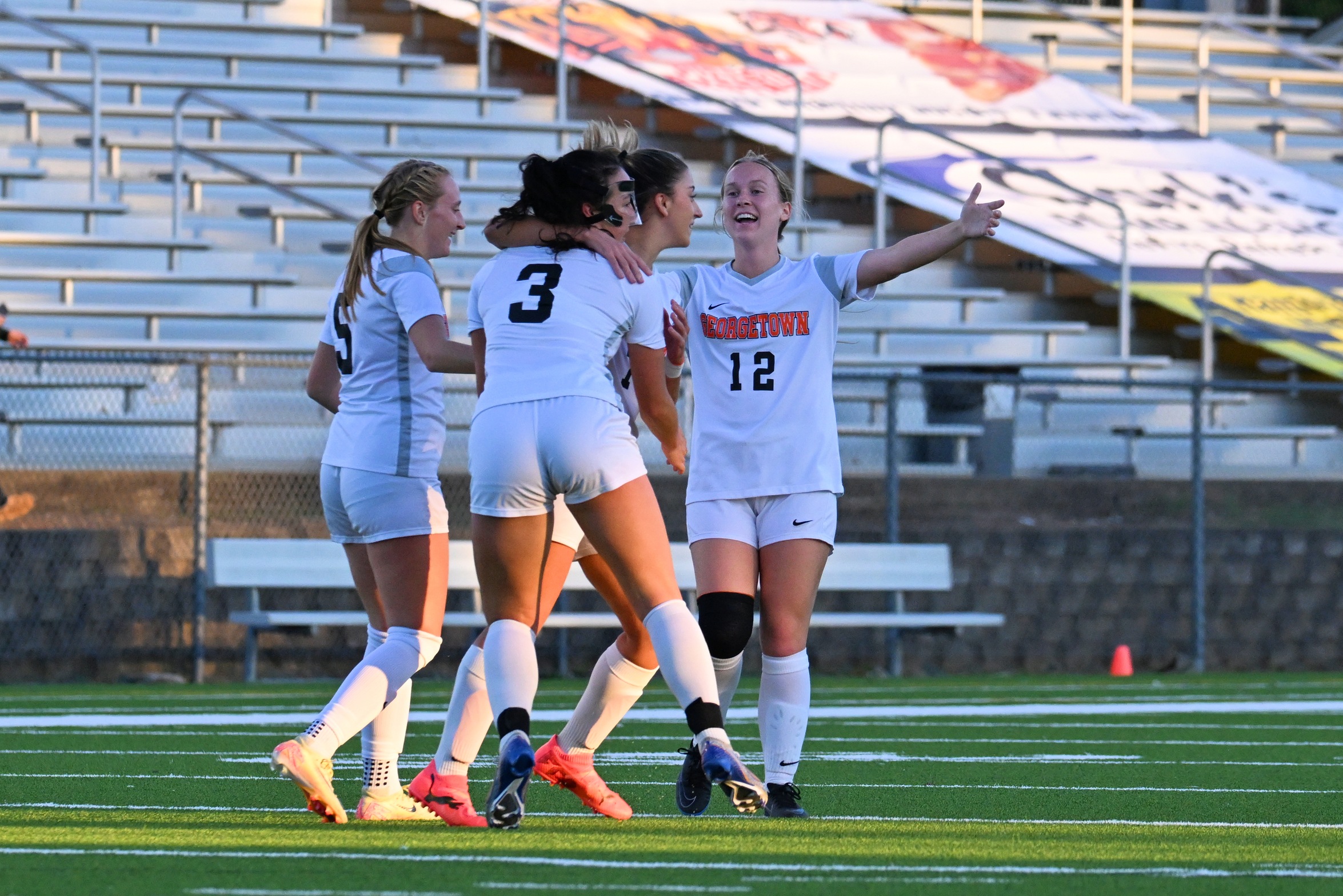 Women's Soccer picks up 3 huge points in road win